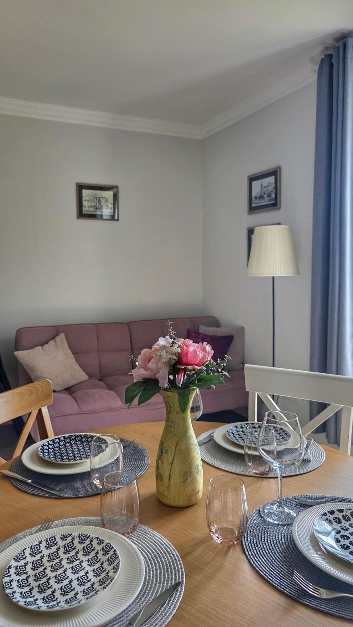 Apartment Mint&Rose ริซาน ภายนอก รูปภาพ